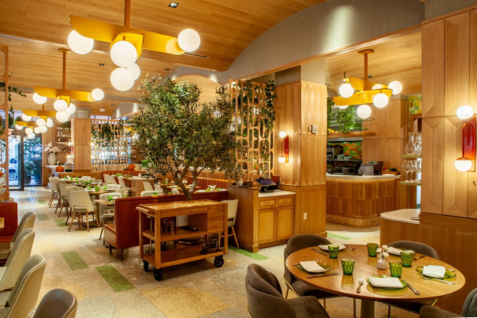 Custom hotel guestroom and public area hospitality lighting
