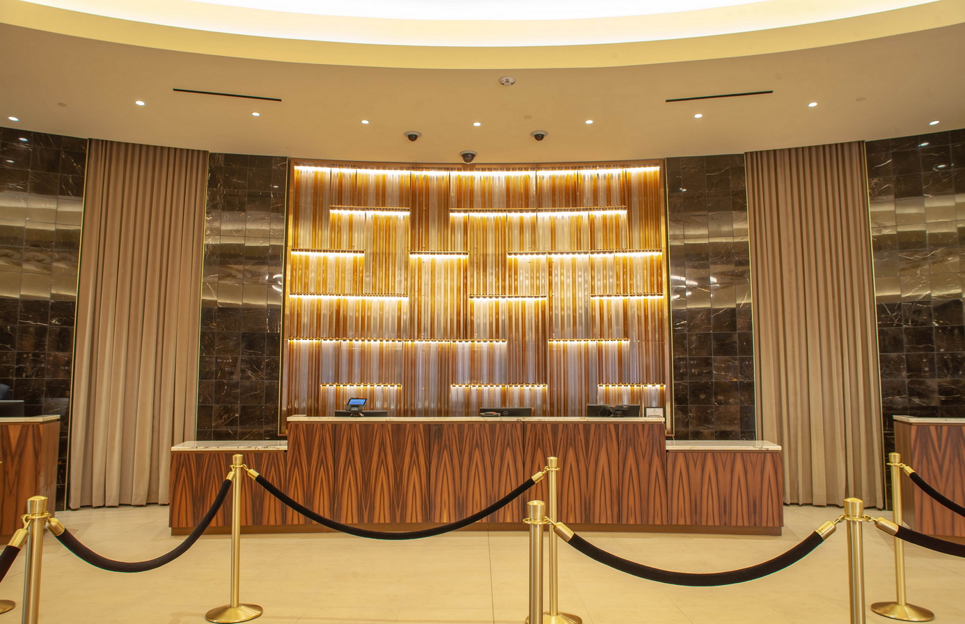 Caesars Hotel and Casino Custom Lighting